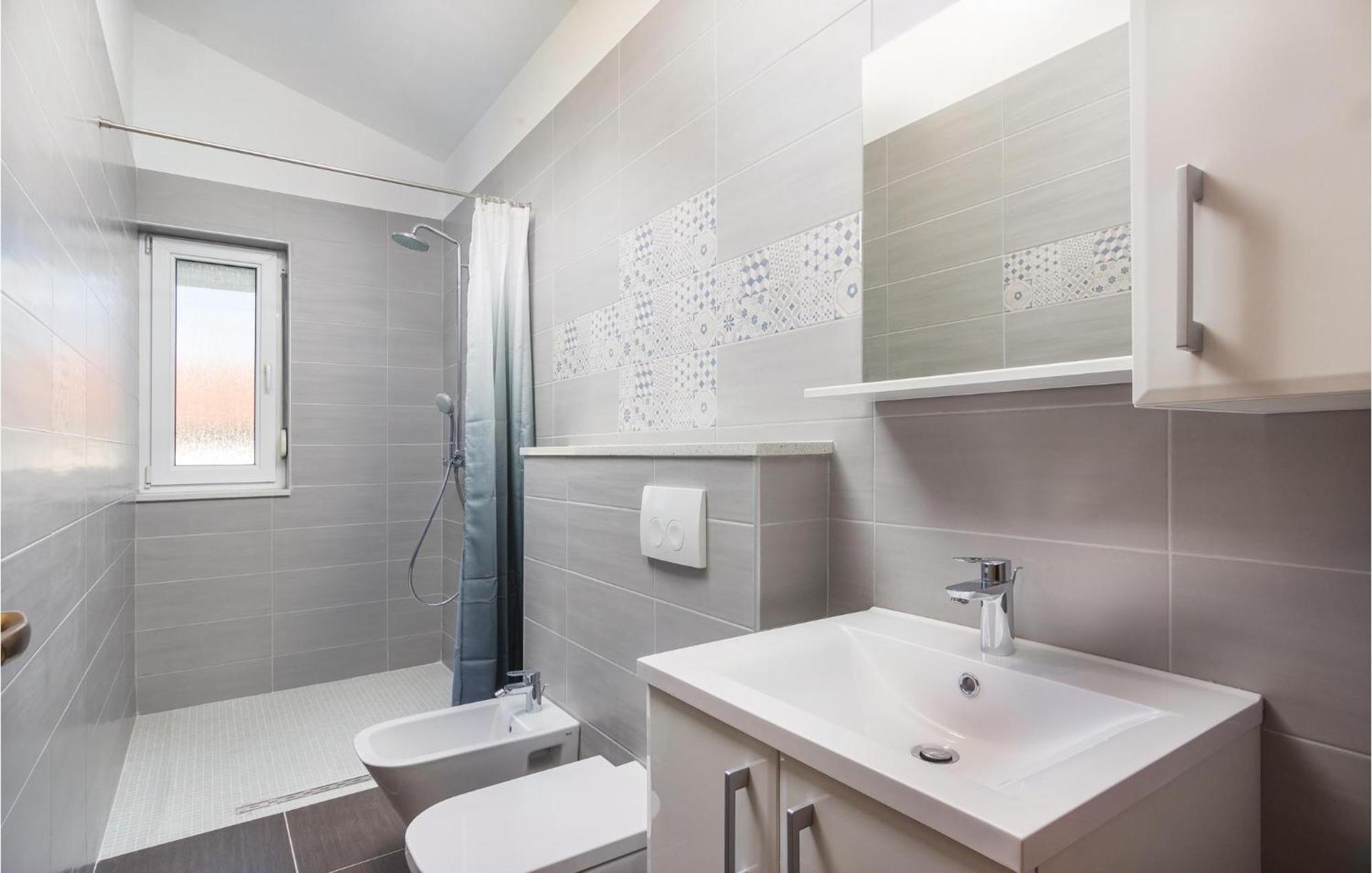 8 Bedroom Awesome Home In Pula Exterior foto